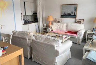 Charmant appartement de 2.5 pièces à quelques minutes à pied du centre de Montana et avec vue panoramique sur les Alpes !