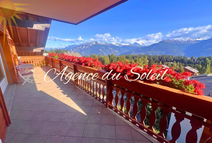 Deux superbes appartements adjacents en attique privatif au cœur de Crans-Montana ! 2 places de parc intérieures INCLUSES dans le prix!
