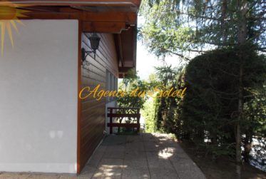 Très beau Chalet de 7.5 pièces sur un grand terrain arborisé !