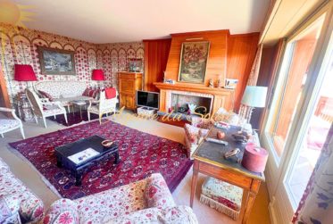 Deux superbes appartements adjacents en attique privatif au cœur de Crans-Montana ! 2 places de parc intérieures INCLUSES dans le prix!