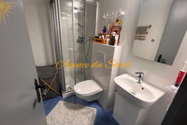 Dans le quartier très prisé de Tsarbouye, splendide appartement de 4.5 pièces avec vaste terrasse et jardin!