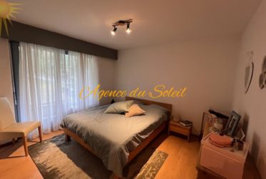 Dans le quartier très prisé de Tsarbouye, splendide appartement de 4.5 pièces avec vaste terrasse et jardin!