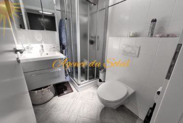 Coup de cœur pour ce superbe appartement de 4.5 pièces orienté sud-est au centre de Crans-Montana !