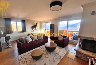 Coup de cœur pour ce superbe appartement de 4.5 pièces orienté sud-est au centre de Crans-Montana !