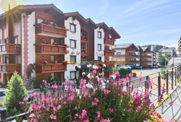Coup de cœur pour ce superbe appartement de 4.5 pièces orienté sud-est au centre de Crans-Montana !
