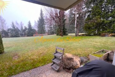 Dans le quartier très prisé de Tsarbouye, splendide appartement de 4.5 pièces avec vaste terrasse et jardin!