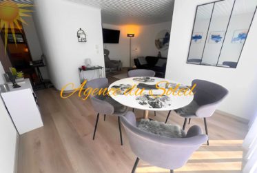 À louer UNIQUEMENT à l’année ce magnifique 3.5 pièces complètement rénové à Crans !
