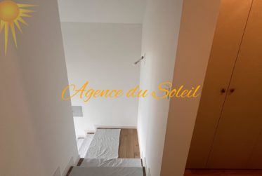 Magnifique appartement de 4.5 pièces en attique, totalement rénové en 2023 !