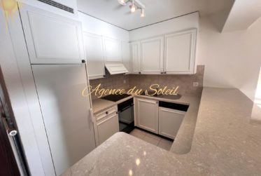 En exclusivité ! A voir absolument ! Hyper centre de Montana ! Magnifique et spacieux appartement de 4.5 pièces !