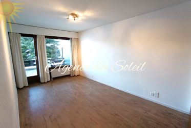 En exclusivité ! A voir absolument ! Hyper centre de Montana ! Magnifique et spacieux appartement de 4.5 pièces !