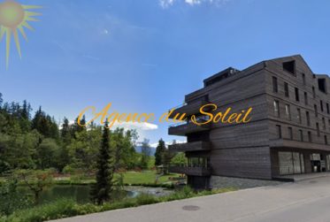 À louer à l’année, ce superbe 3.5 pièces moderne au cœur de Montana !