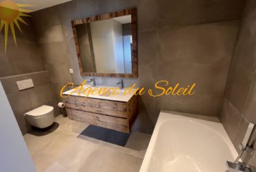 Magnifique appartement de 4.5 pièces en attique, totalement rénové en 2023 !