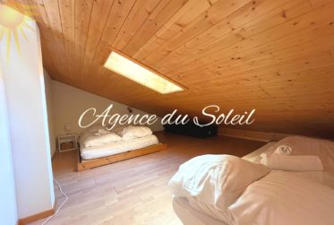 Adorable Cocon de 2.5 pièces + mezzanine habitable à proximité du centre de Montana !