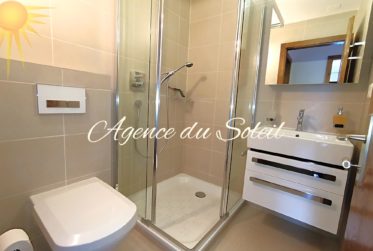 En exclusivité ! A voir absolument ! Hyper centre de Montana ! Magnifique et spacieux appartement de 4.5 pièces !