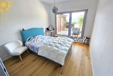 En exclusivité ! Adorable 2.5 pièces, rénové en 2024, avec sa vaste terrasse sud, à 6 minutes à pied du centre de Montana !