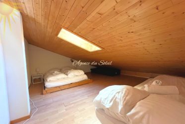Adorable Cocon de 2.5 pièces + mezzanine habitable à proximité du centre de Montana !