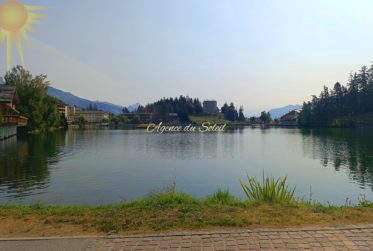 Coup de cœur assuré pour cet appartement idéalement situé au centre de la station, offrant une vue imprenable et un accès direct au lac de Grenon !