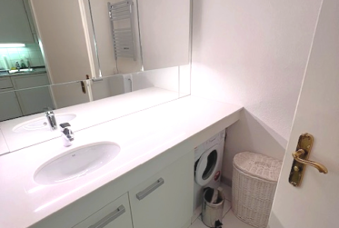 À louer à l'année, magnifique grand studio sud avec sa superbe vue !