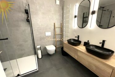 Magnifique appartement de 3.5 pièces superbement rénové en 2024 à Crans !