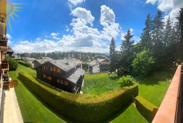 Magnifique appartement de 3.5 pièces superbement rénové en 2024 à Crans !