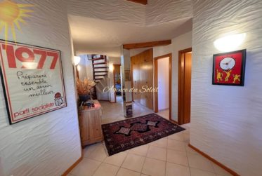 Idéal pour une famille, ce magnifique et spacieux chalet à 5 mn en voiture du centre de la station !