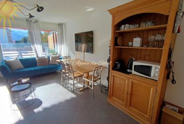 À louer à l’année ou à la saison d'hiver, cet adorable 2.5 pièces au coeur de la station !