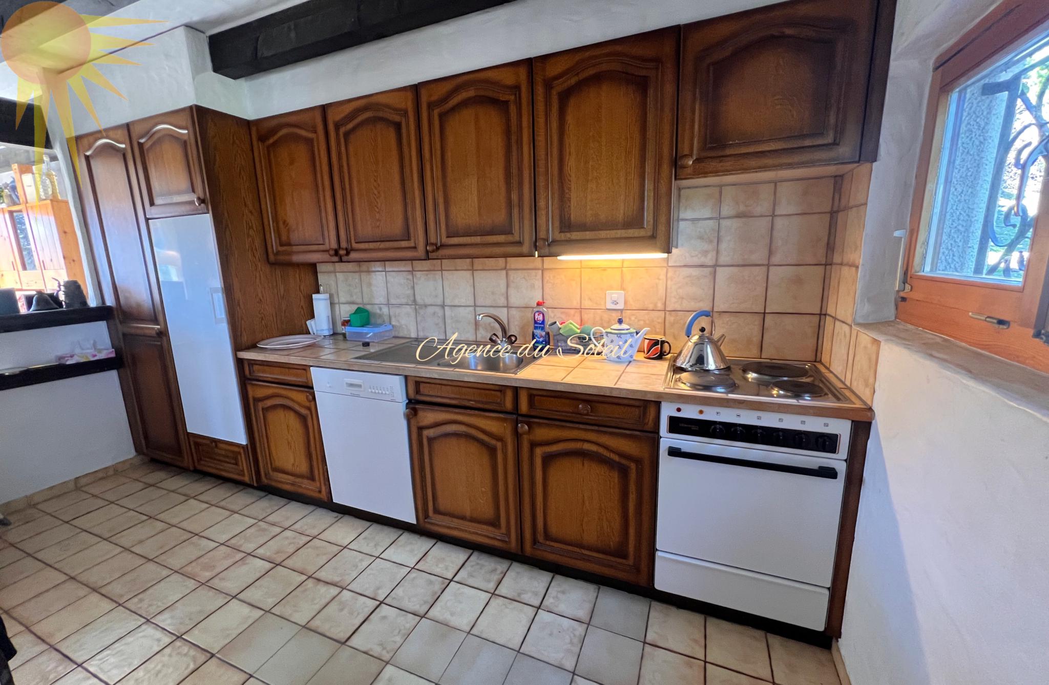 Idéal pour une famille, ce magnifique et spacieux chalet à 5 mn en voiture du centre de la station !