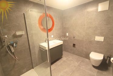 À louer à l’année, ce superbe 3.5 pièces moderne au cœur de Montana !