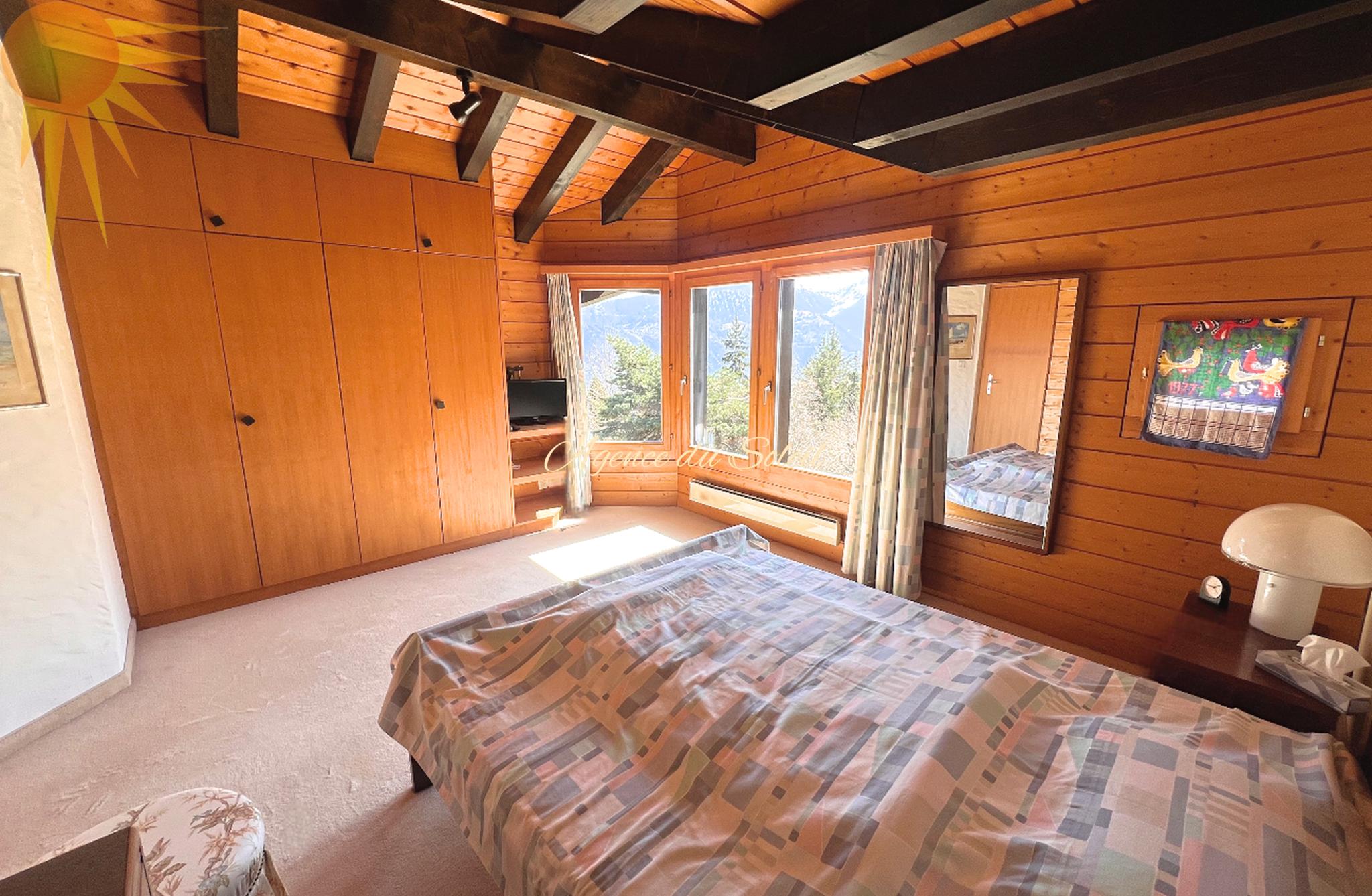 Idéal pour une famille, ce magnifique et spacieux chalet à 5 mn en voiture du centre de la station !