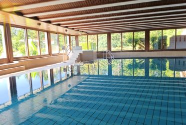 En exclusivité ! Charmant 2.5 pièces, rénové en 2024, avec une grande terrasse plein sud !