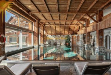 À louer Pour la saison d'hiver 25/26, ce très cosy studio situé à proximité du centre de Crans !