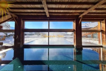 À louer Pour la saison d'hiver 25/26, ce très cosy studio situé à proximité du centre de Crans !