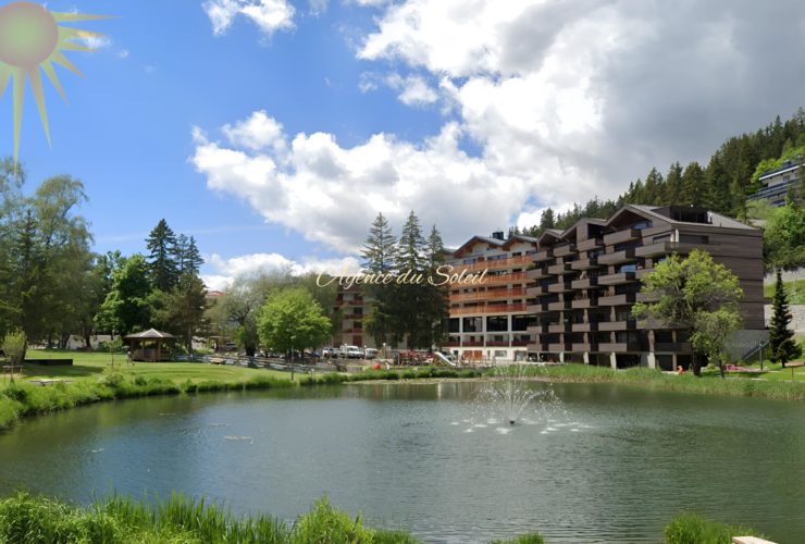 Splendide 3,5 pièces dans une résidence récente, avec une vue sur le lac d’Ycoor et les Alpes !