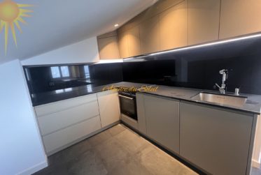 Magnifique appartement de 4.5 pièces en attique, totalement rénové en 2023 !