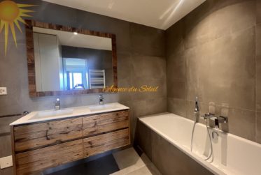 Magnifique appartement de 4.5 pièces en attique, totalement rénové en 2023 !