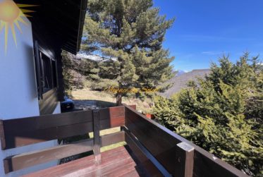 Idéal pour une famille: magnifique et spacieux chalet à 5 mn en voiture du centre de la station !