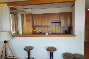 En Exclusivité ! Adorable appartement traversant d’angle de 3.5 Pièces en rez-jardin supérieur !