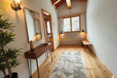 En exclusivité ! Superbe chalet familial de 8,5 pièces dans un secteur prisé de Crans !