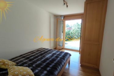 En Exclusivité ! Adorable appartement traversant d’angle de 3.5 Pièces en rez-jardin supérieur !