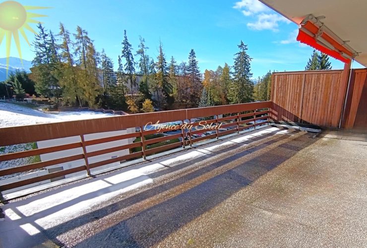 À louer à l’année ou à la saison d'hiver, cet adorable 2.5 pièces au coeur de la station !
