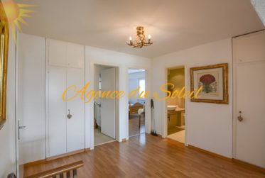 En exclusivité ! Superbe et vaste appartement de 3.5 pièces dans le quartier de la Moubra !
