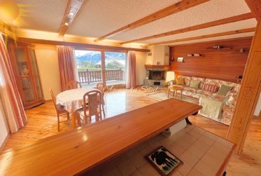 En exclusivité ! Superbe chalet familial de 8,5 pièces dans un secteur prisé de Crans !