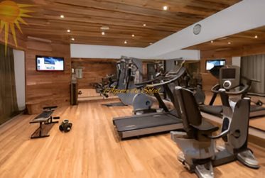 À louer Pour la saison d'hiver 25/26, ce très cosy studio situé à proximité du centre de Crans !