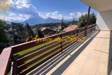 En exclusivité ! Superbe et vaste appartement de 3.5 pièces dans le quartier de la Moubra !