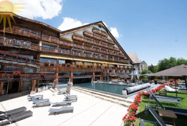 À louer Pour la saison d'hiver 25/26, ce très cosy studio situé à proximité du centre de Crans !