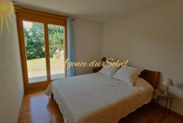 En Exclusivité ! Adorable appartement traversant d’angle de 3.5 Pièces en rez-jardin supérieur !