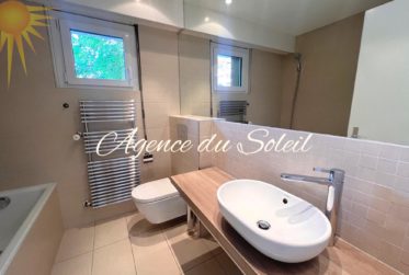 En exclusivité ! Superbe et vaste appartement de 3.5 pièces dans le quartier de la Moubra !