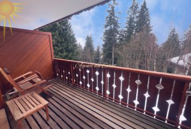 Ski-in/Ski-out – Appartement haut de gamme de 4.5 pièces avec piscine privée au cœur de Crans !