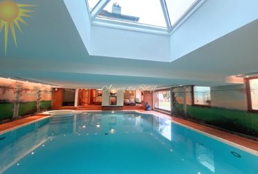 Ski-in/Ski-out – Appartement haut de gamme de 4.5 pièces avec piscine privée au cœur de Crans !