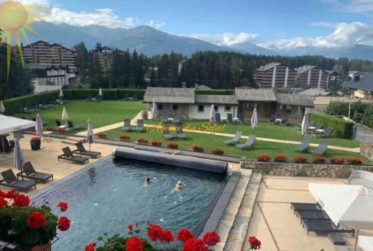 À louer à l'année uniquement, ce superbe studio de standing avec un balcon sud dans une résidence hôtelière !